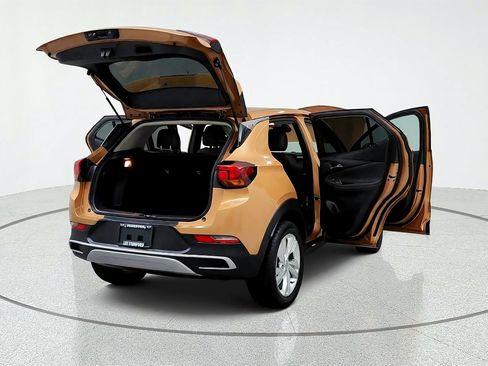 Used 2024 Buick Encore GX Preferred FWD image 12