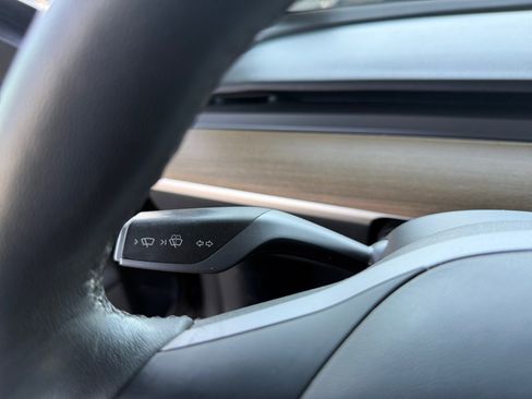Used 2023 Tesla Model 3 Standard Range RWD image 21