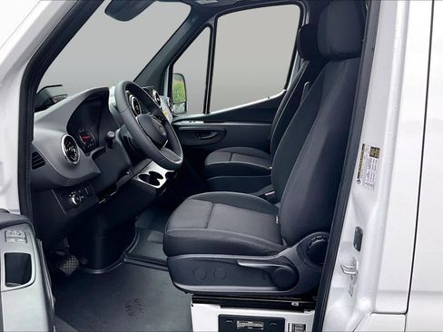 New 2026 Mercedes-Benz Sprinter 2500 image 13
