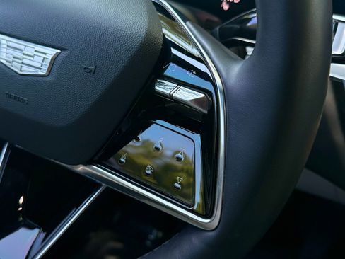 Used 2024 Cadillac Lyriq Sport RWD image 49