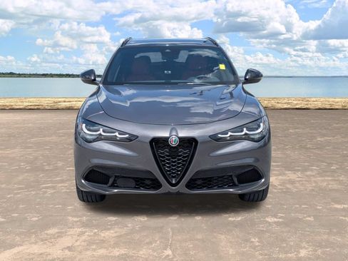 Used 2024 Alfa Romeo Stelvio Veloce AWD/4WD image 7