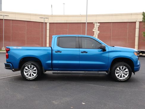 Used 2022 Chevrolet Silverado 1500 Custom image 30