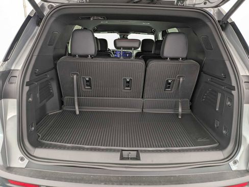 New 2026 Chevrolet Traverse Z71 w/ Enhanced Driving Package AWD/4WD image 33