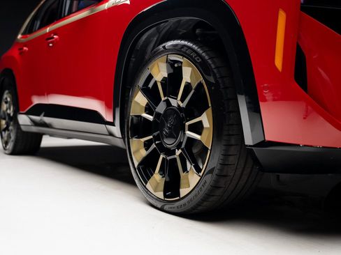 Used 2023 BMW XM image 84