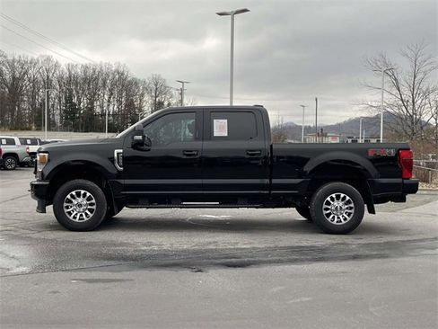 Used 2022 Ford F250 Lariat image 2