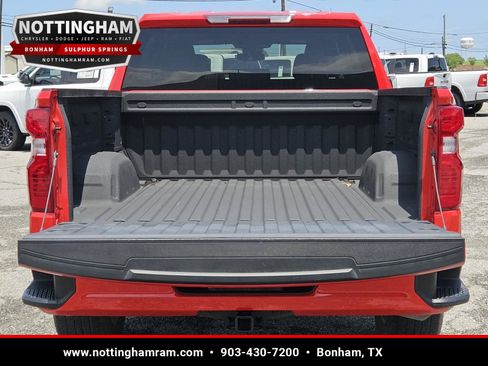 Used 2024 Chevrolet Silverado 1500 Custom RWD image 9