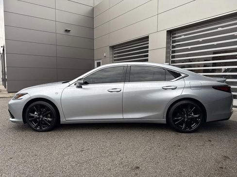 Used 2023 Lexus ES 350 F Sport w/ Accessory Package (Z2) image 4