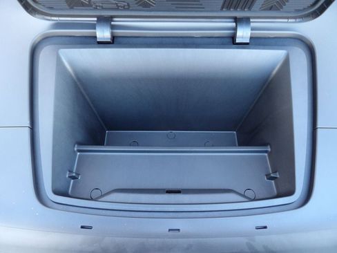 New 2026 Volvo EX30 Ultra w/ Protection Package Premier image 23