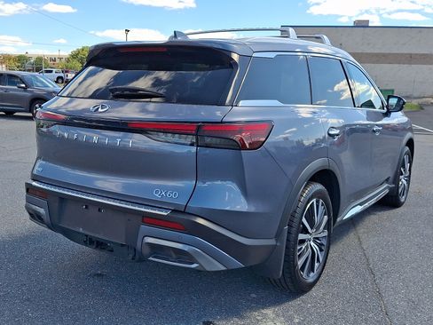 Used 2023 INFINITI QX60 Sensory w/ Vision Package AWD/4WD image 6