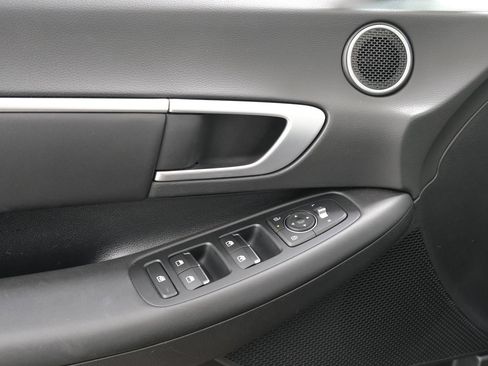 Used 2024 Hyundai Sonata SEL w/ Convenience Package FWD image 26