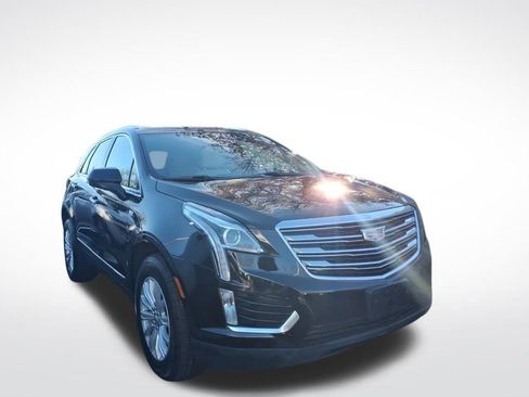 Used 2019 Cadillac XT5 FWD image 3