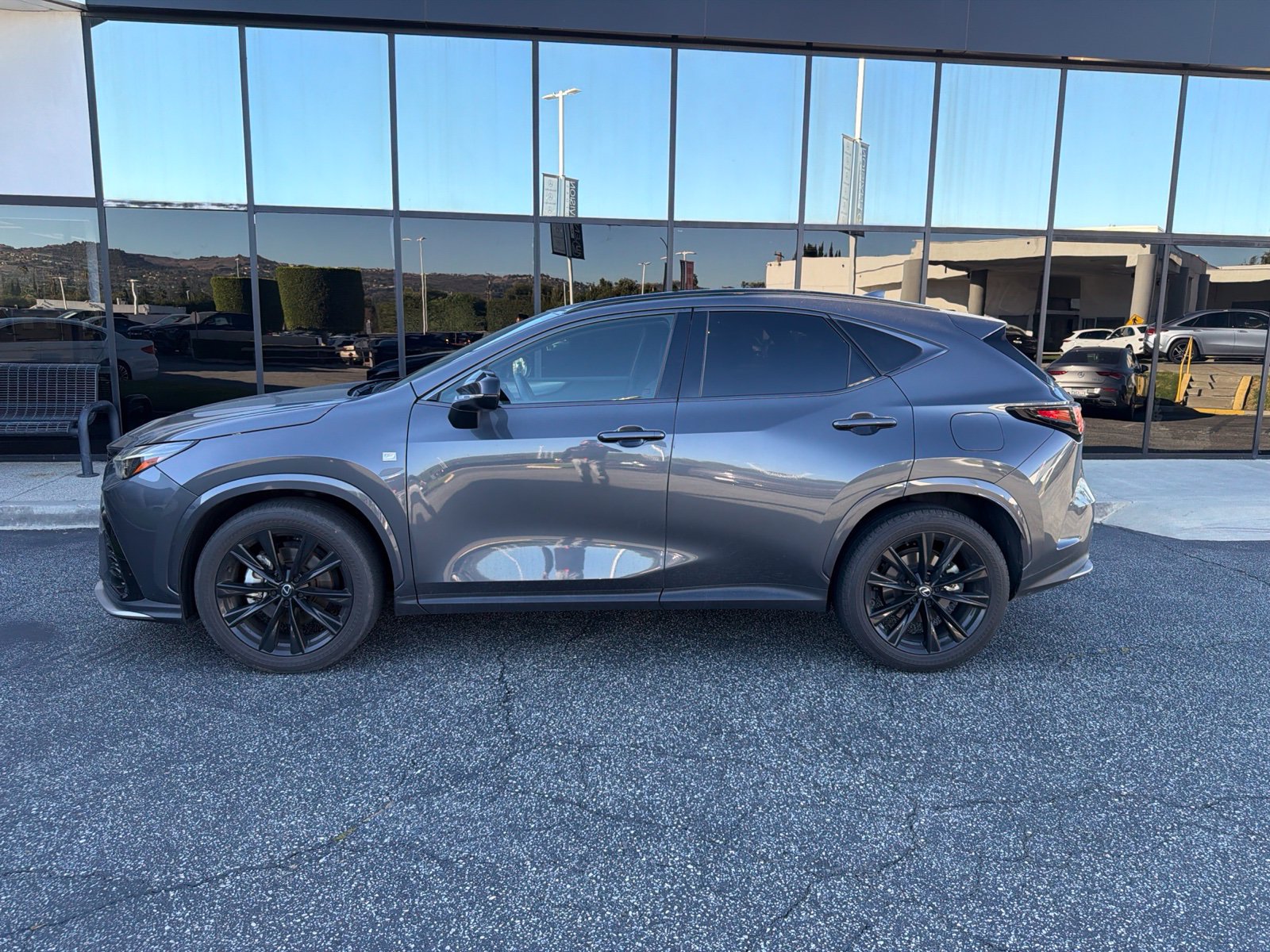 Used 2024 Lexus NX 350 F Sport AWD/4WD image 2