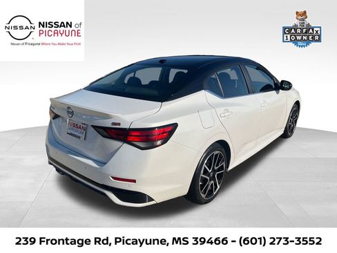 Certified 2025 Nissan Sentra SR FWD image 6