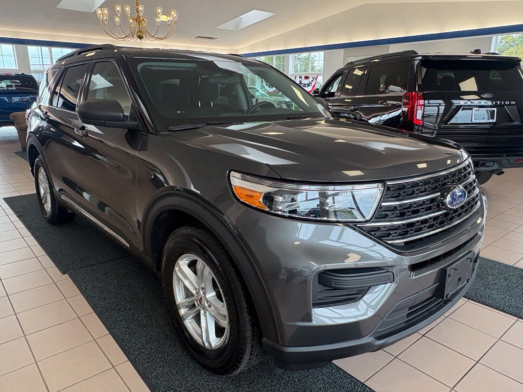 Used 2020 Ford Explorer XLT w/ Comfort Package AWD/4WD image 9