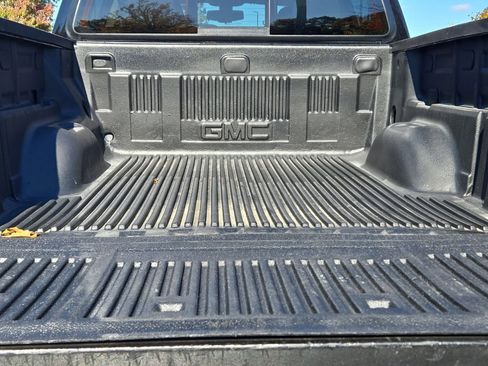 Used 2022 GMC Canyon Elevation w/ Trailering Package image 10