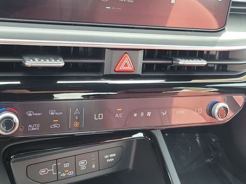 Used 2026 Kia K5 GT-Line image 11