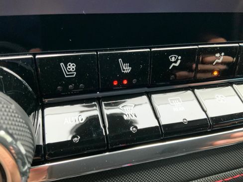 New 2026 Chevrolet Colorado Z71 w/ Technology Package image 23