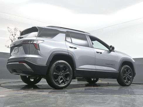 New 2026 Chevrolet Equinox LT w/ Midnight Edition FWD image 11