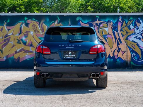 Used 2014 Porsche Cayenne AWD/4WD image 13