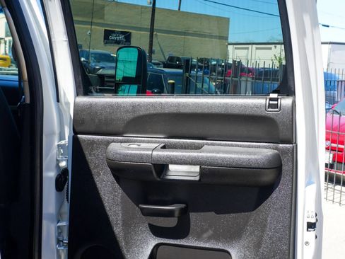 Used 2013 Chevrolet Silverado 2500 LT image 13