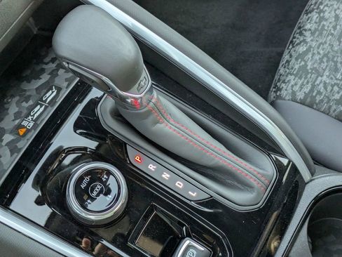 New 2025 Chevrolet Colorado Z71 w/ Midnight Edition image 22