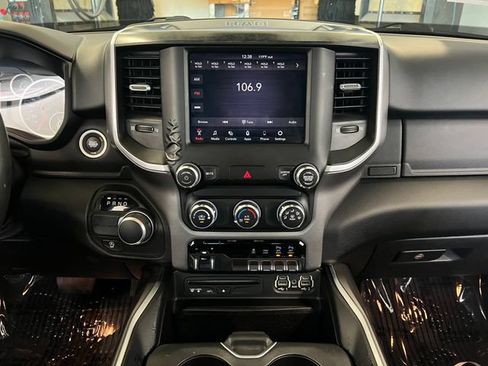 Used 2019 RAM 1500 Big Horn RWD image 33
