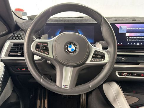 Used 2024 BMW X6 xDrive40i w/ Executive Package image 17