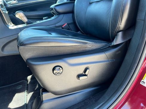 Used 2016 Jeep Grand Cherokee Limited image 14