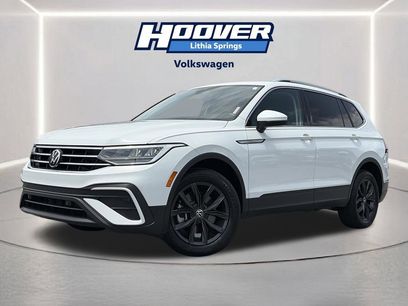 Certified 2024 Volkswagen Tiguan SE w/ Panoramic Sunroof Package