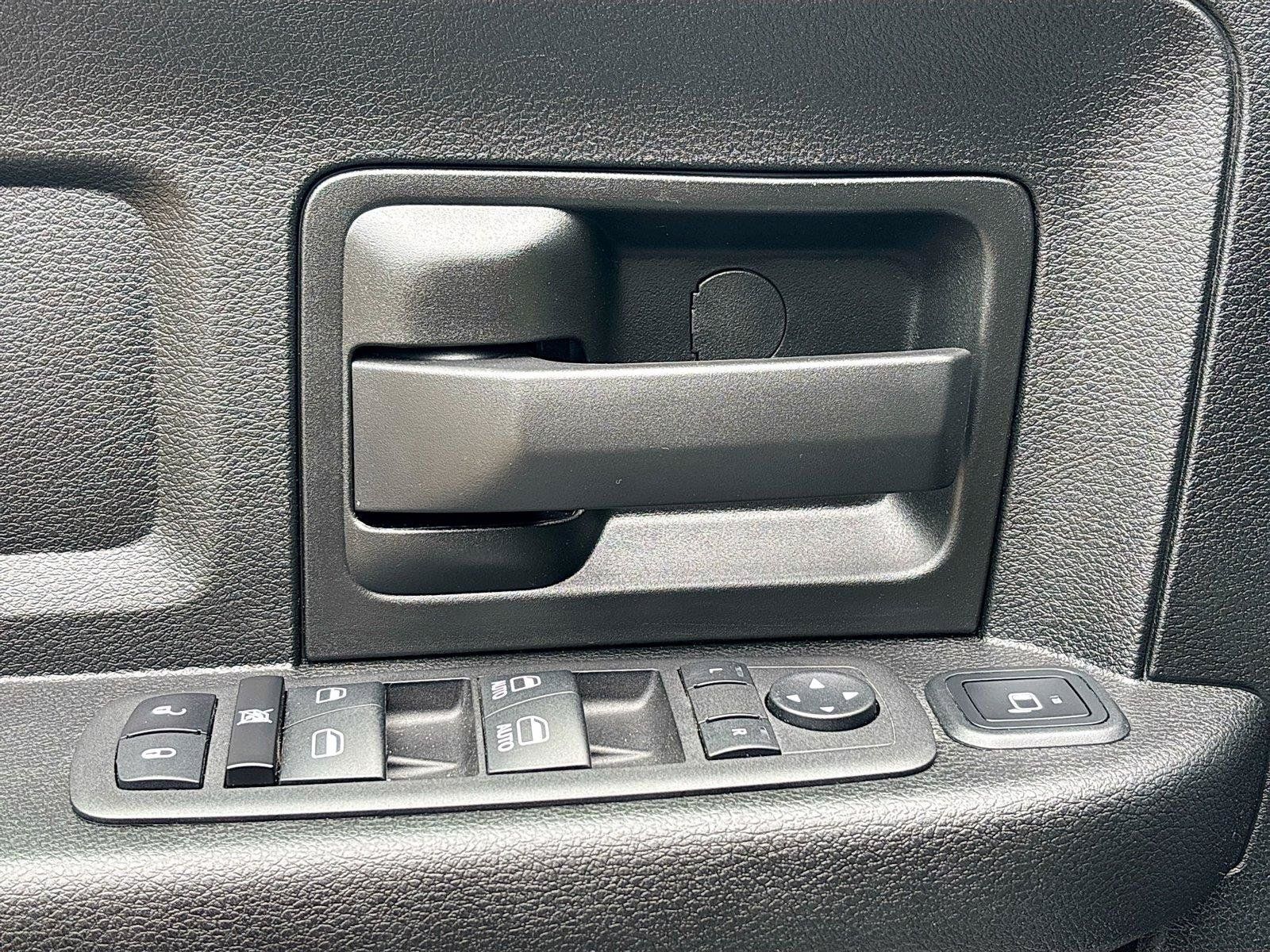 Used 2024 RAM 3500 Tradesman AWD/4WD image 17