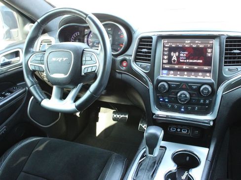 Used 2018 Jeep Grand Cherokee SRT w/ Trailer Tow Group IV AWD/4WD image 9