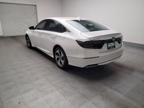 Used 2018 Honda Accord EX image 5