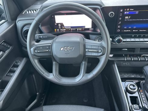 Used 2026 Chevrolet Colorado Trail Boss image 17