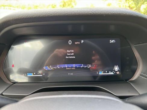 New 2025 Jeep Grand Cherokee Altitude image 32