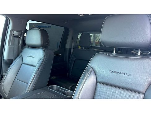 Used 2024 GMC Sierra 1500 Denali AWD/4WD image 28