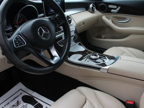 Used 2018 Mercedes-Benz C 300 C 300 4MATIC Sedan 4D image 11