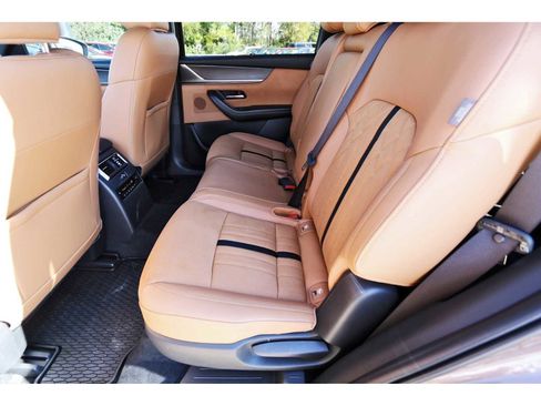 Certified 2025 MAZDA CX-70 3.3 Turbo S w/ Premium Plus image 12