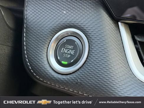Used 2025 Chevrolet Equinox LT FWD image 24