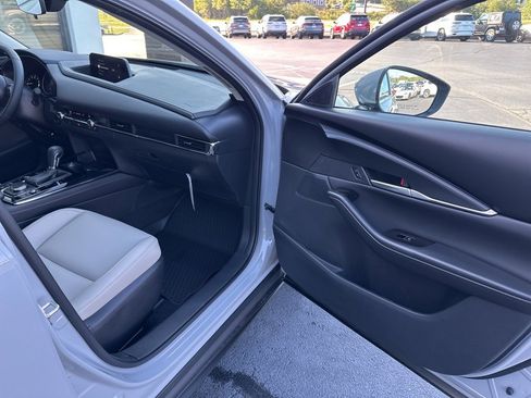 New 2025 MAZDA CX-30 AWD 2.5 S w/ Preferred Package image 9