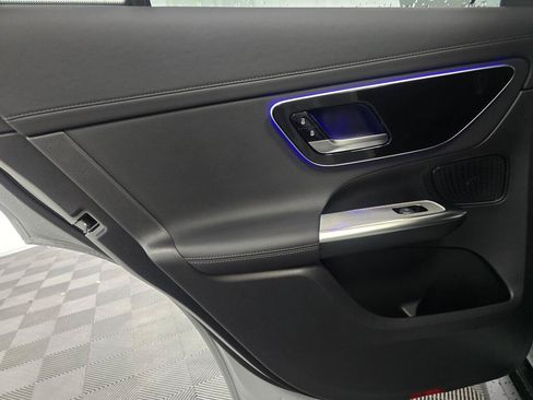 New 2026 Mercedes-Benz GLC 300 4MATIC image 19