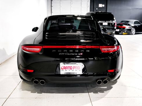 Used 2014 Porsche 911 Carrera 4S image 4