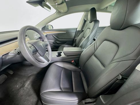 Used 2023 Tesla Model 3 Standard Range RWD image 13