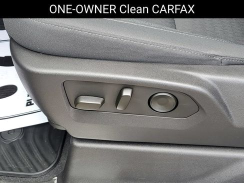 Certified 2024 Chevrolet Silverado 1500 LT AWD/4WD image 7