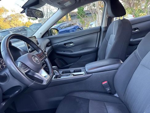 Used 2023 Nissan Sentra SV FWD image 10