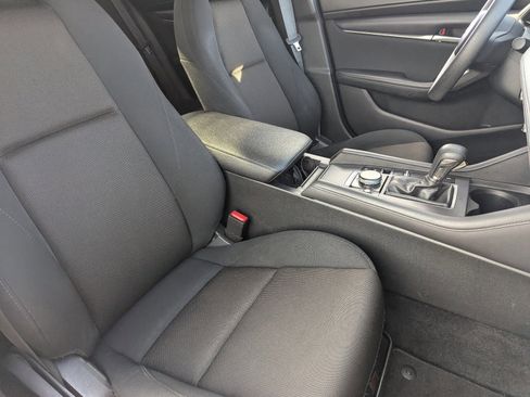 Used 2020 MAZDA MAZDA3 Sedan image 10