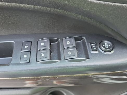 Used 2018 GMC Canyon SLT AWD/4WD image 21