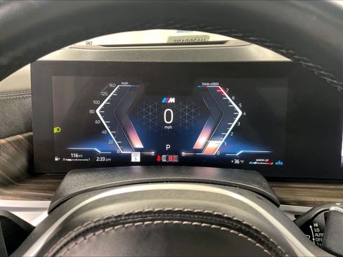 Used 2024 BMW X5 xDrive40i w/ M Sport Package image 26