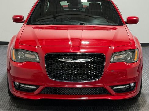 Used 2017 Chrysler 300 S w/ S Model Appearance Package RWD image 3