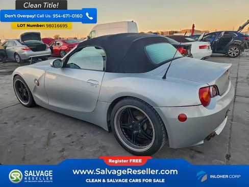 Used 2003 BMW Z4 3.0i image 3
