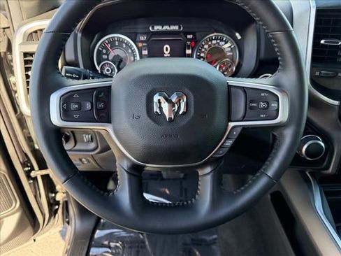 Used 2023 RAM 1500 Big Horn AWD/4WD image 17